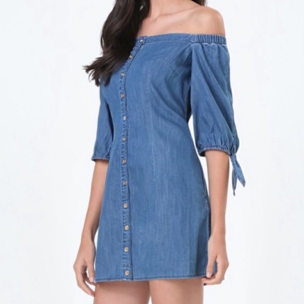 Bebe Off Shoulder Blue Chambray Front Button Dress Western Boho Festival